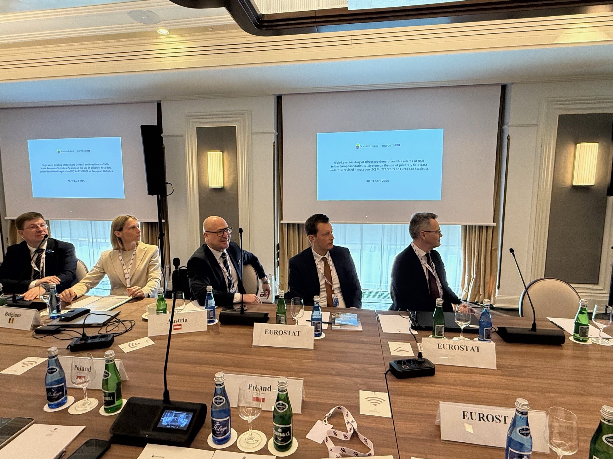 Zoom in  - Guests of the High-level meeting in the conference room. From the left: Urmet Lee from Estonia, Marie Vandresse from Belgium, Tobias Thomas from Austria, Gorja Bartsch and Pierre Bischoff from Eurostat