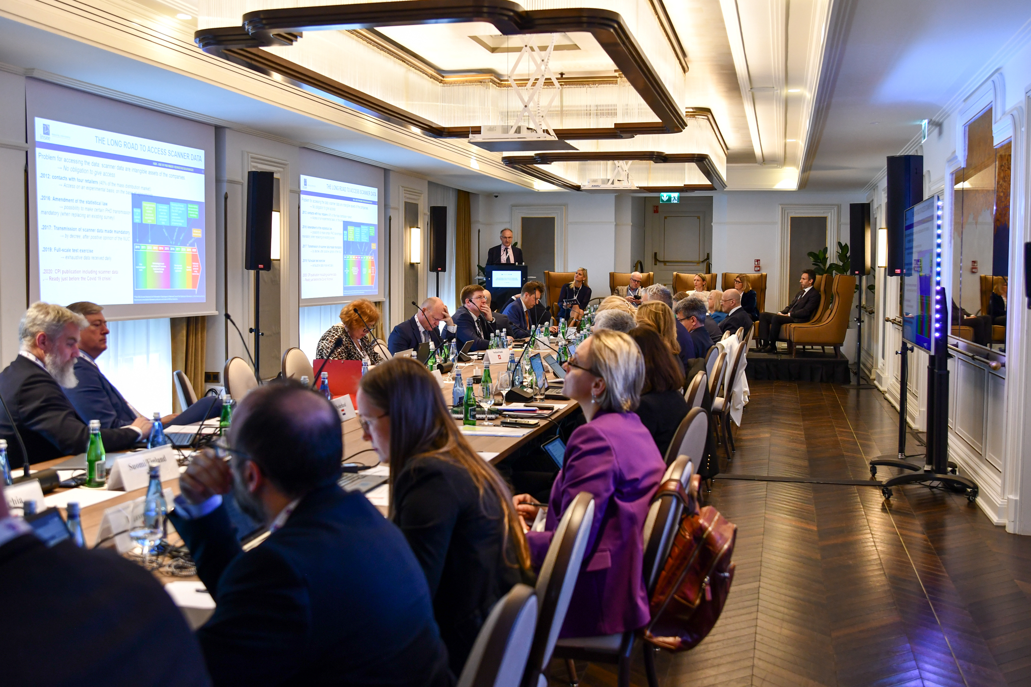 Zoom in  - Guests of the High-level meeting and the presentation by Jean-Luc Tavernier from France