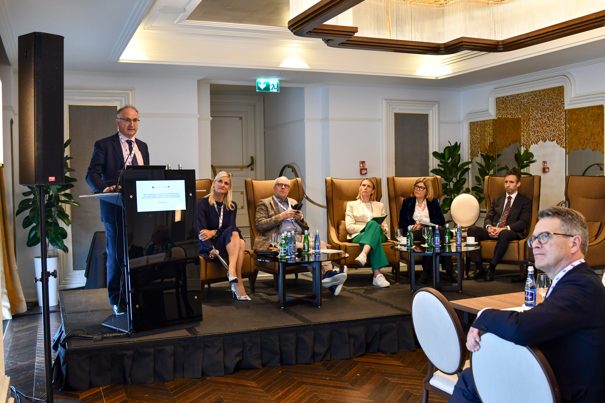 Zoom in  - Countries’ presentation session “Privately held data for statistical purposes in practice”. Speaker: Jean-Luc Tavernier from France