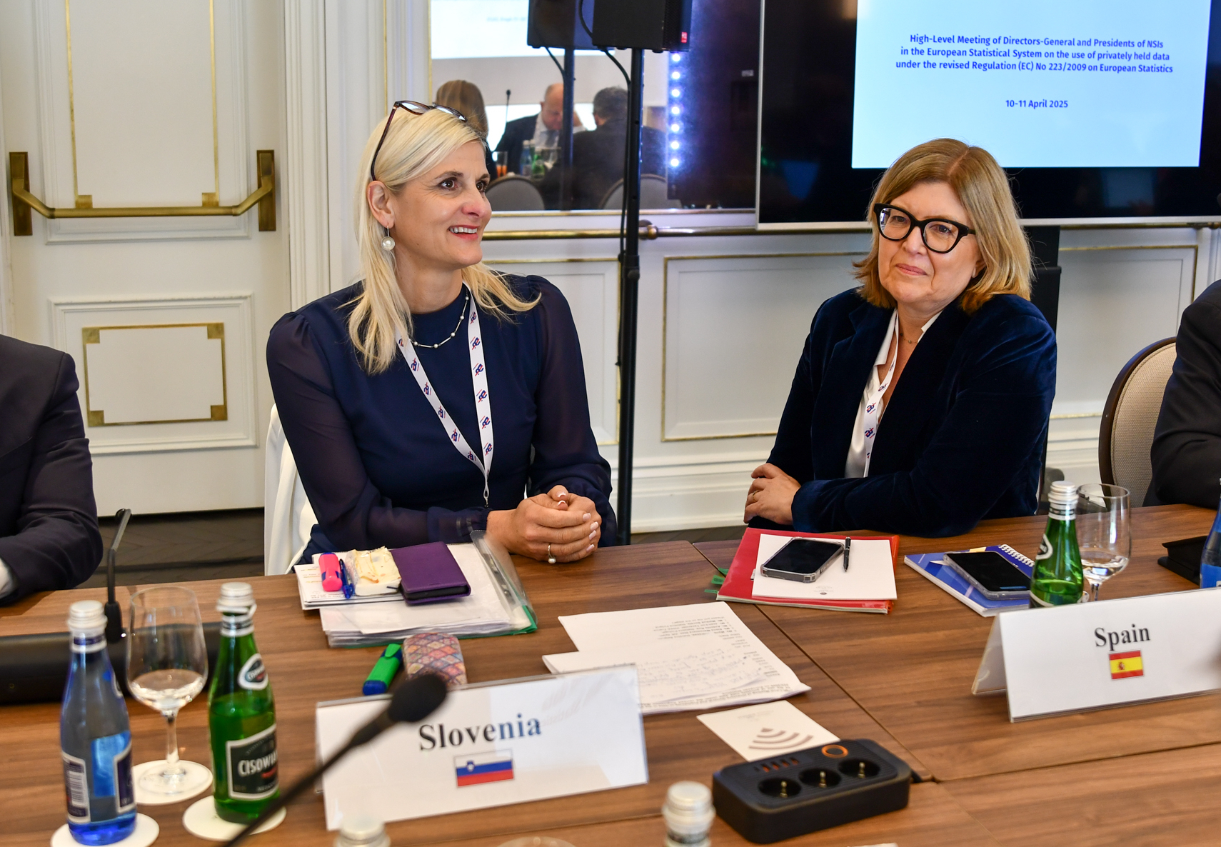 Zoom in  - Apolonija Oblak Flander from Slovenia and Elena Manzanera Díaz from Spain